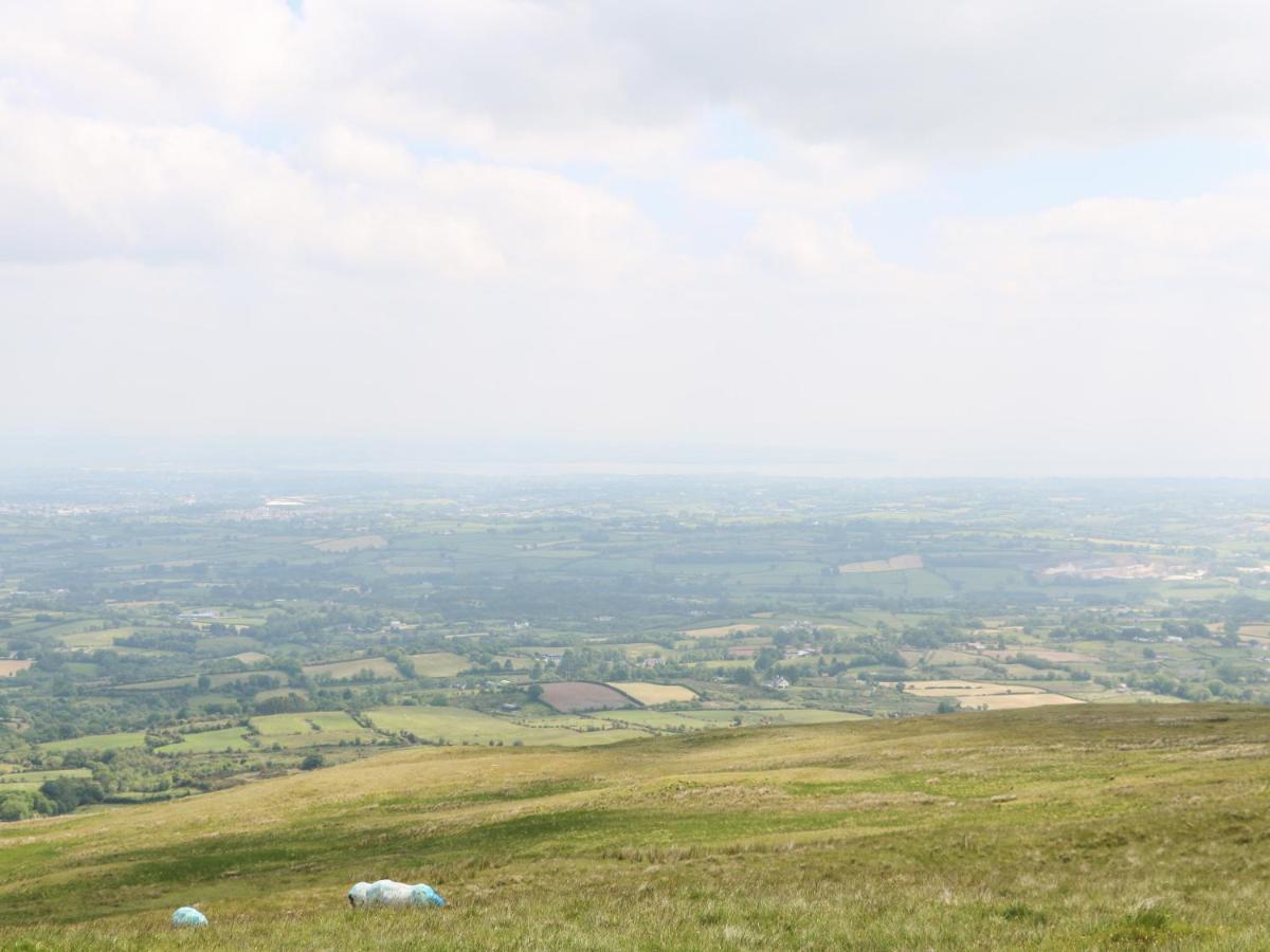 Slieve Gallion Cottage แมกเฮอราเฟลท์ ภายนอก รูปภาพ